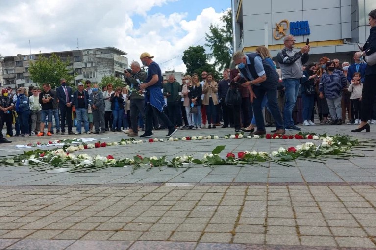 Dan bijelih traka: Sjećanje na 3.176 ubijenih Prijedorčana i 102 djece