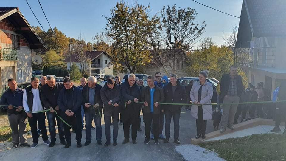 SVEČANO OTVOREN NOVOASFALTIRANI PUT PALIJAN-SULJIĆI