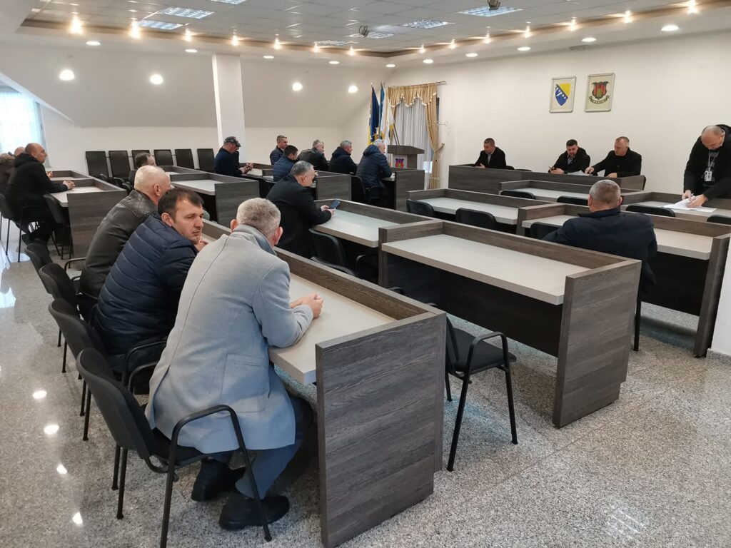 POTPISANI UGOVORI ZA IZGRADNJU DEVET PUTNIH PRAVACA