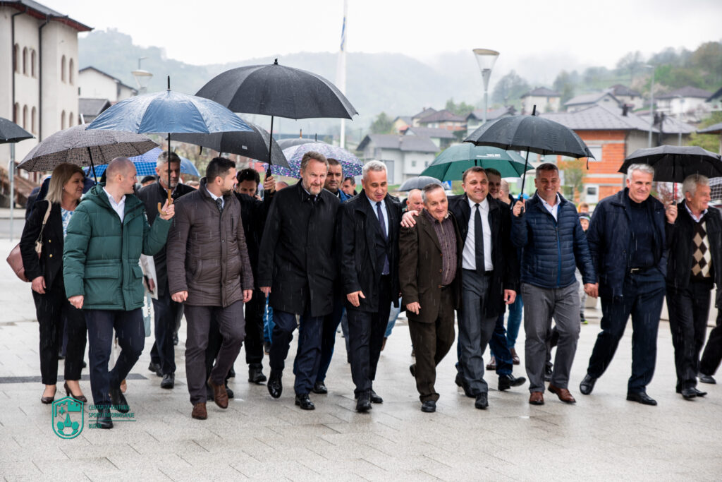 BAKIR IZETBEGOVIĆ U SLUŽBENOJ POSJETI OPĆINI BUŽIM