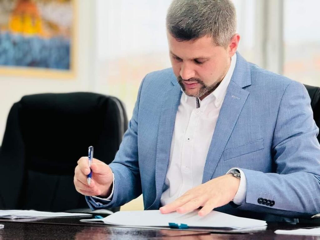 NOVIH 290.000,00 KM ZA INFRASTRUKTURNE PROJEKTE NA PODRUČJU OPĆINE BUŽIM