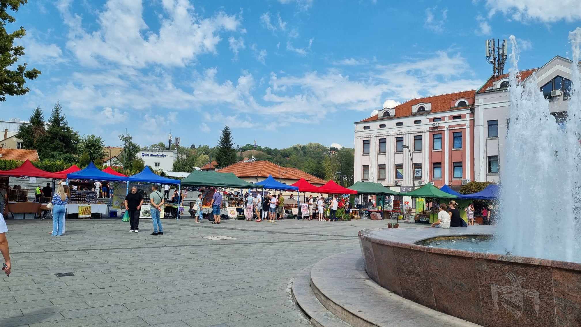 VELIKI USPJEH BUŽIMSKIH PČELARA NA MEĐUNARODNOM SAJMU PČELARSTVA «19.MEDENA TUZLA 2024»