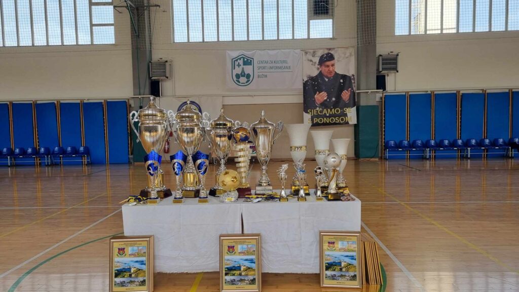 U BUŽIMU OTVOREN XX MEĐUNARODNI MEMORIJALNI TURNIR “ALIJA IZETBEGOVIĆ 2024”
