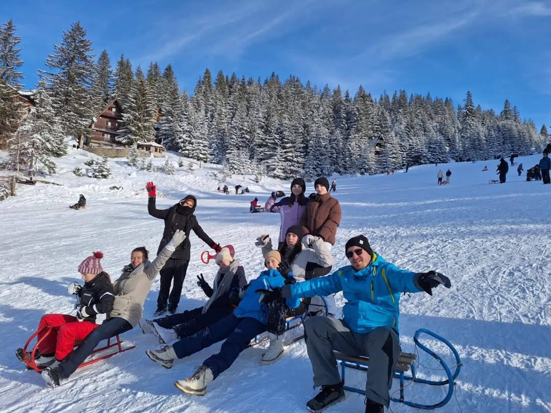 OK BUŽIM  NAGARDIO SVOJE ČLANICE ODLASKOM NA VLAŠIĆ