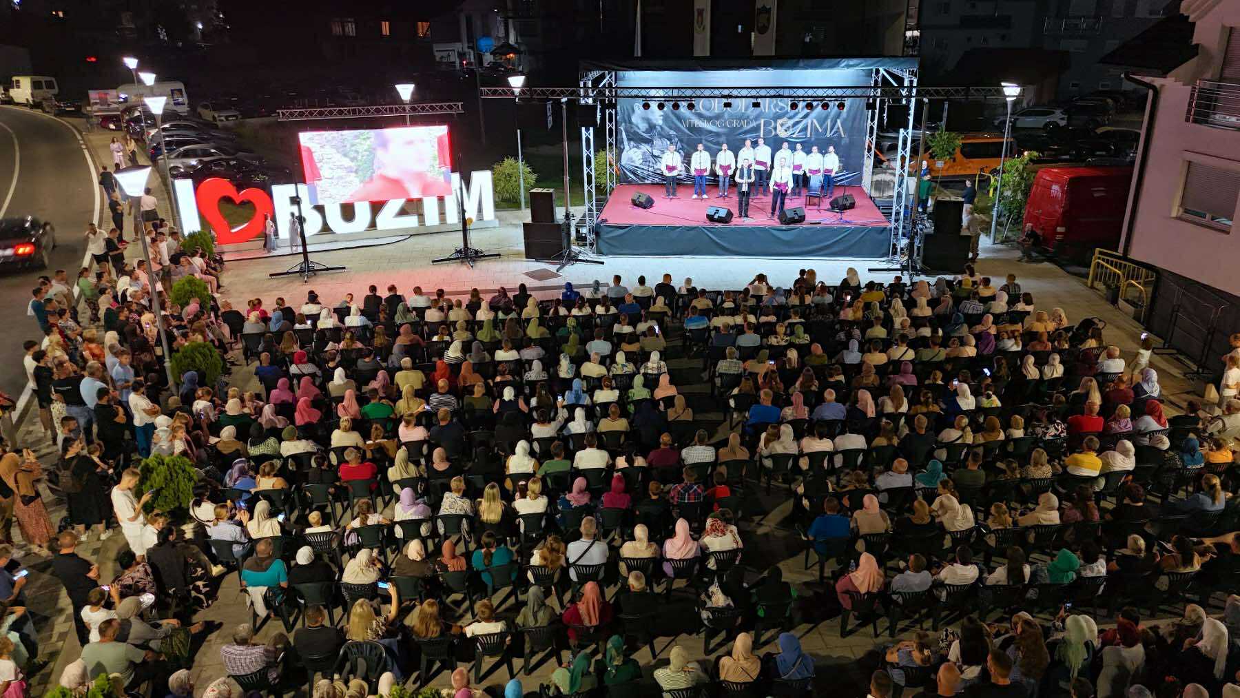 ODRŽANO VEČE DUHOVNOSTI U BUŽIMU