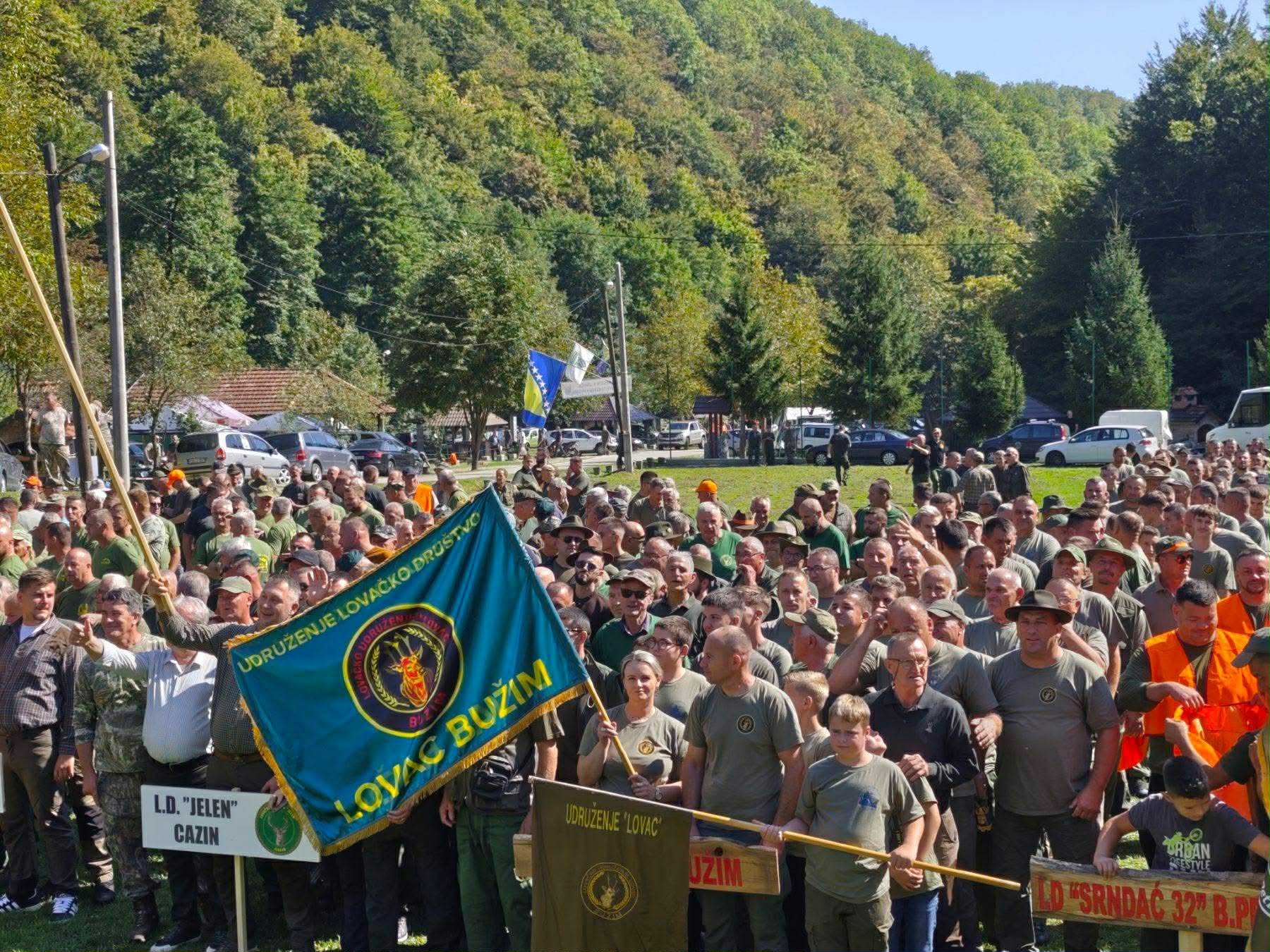ULD “LOVAC” BUŽIM  NA DRUŽENJU LOVACA USK
