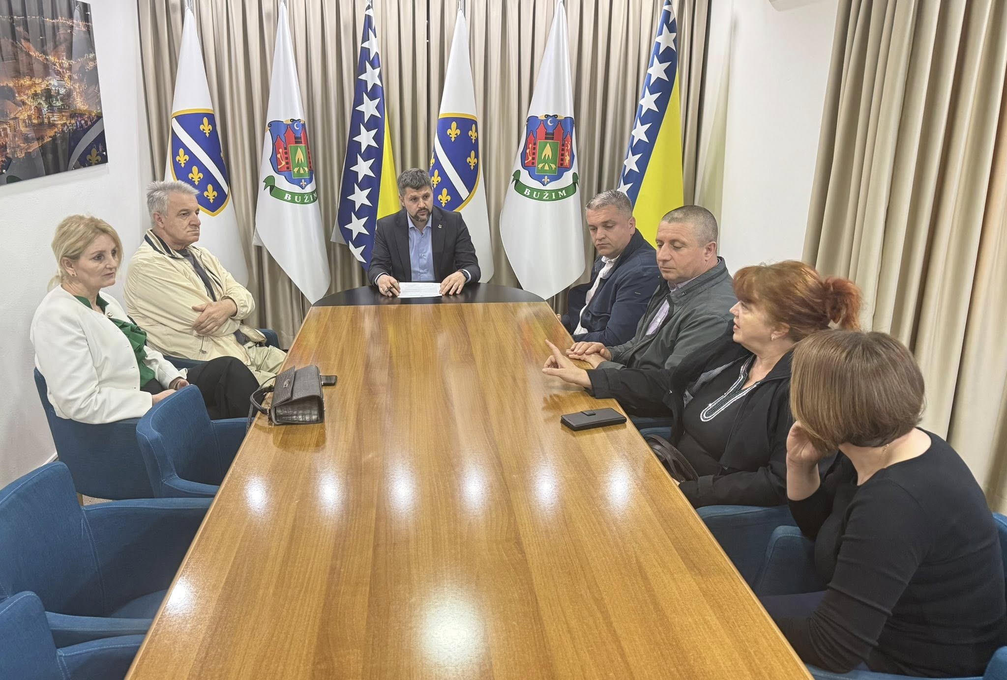 POTPISAN SPORAZUM SA JU DOM ZDRAVLJA BUŽIM ZA SUFINANSIRANJE PRIJEVOZA ONKOLOŠKIH PACIJENATA