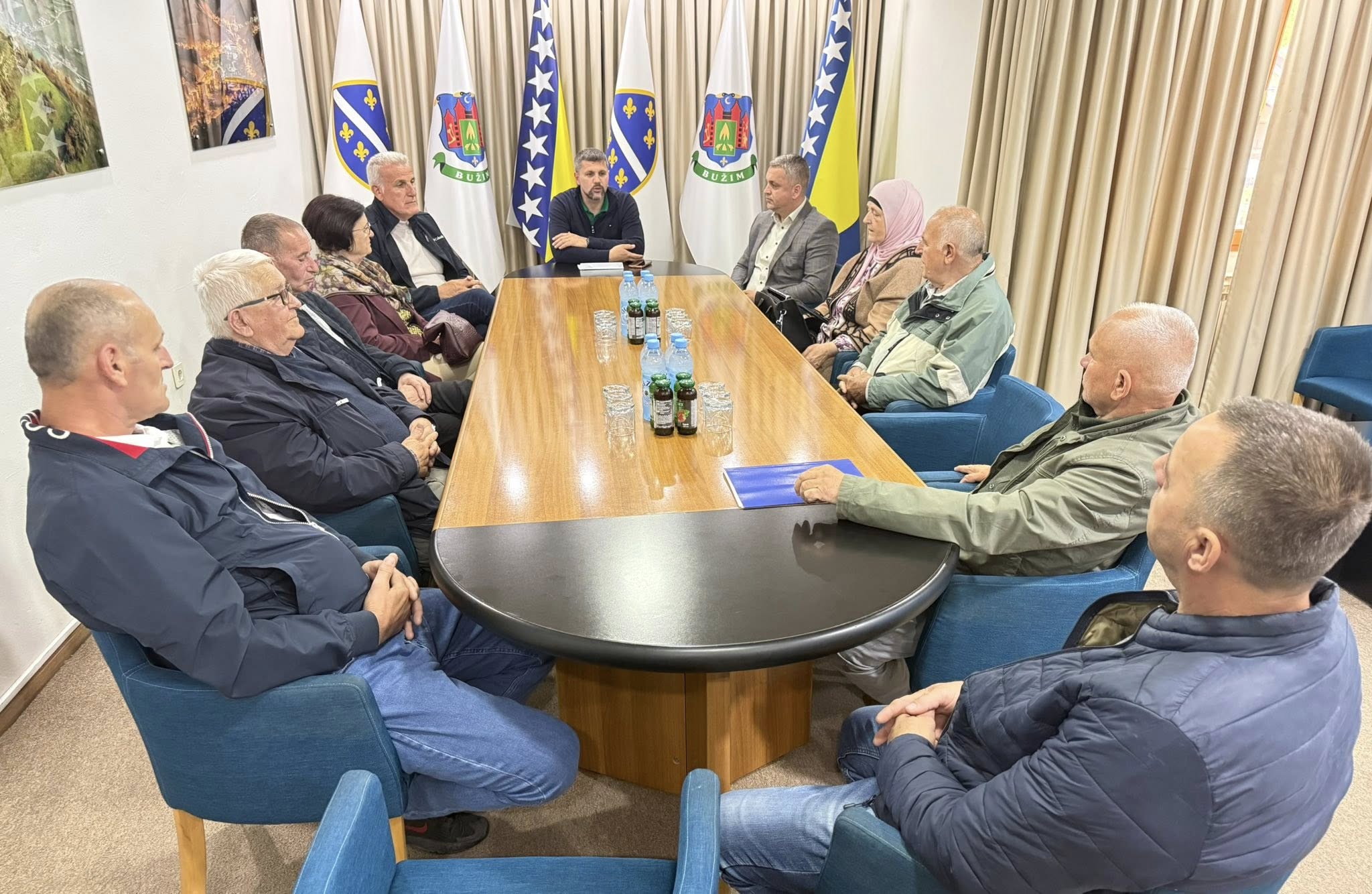 UPRILIČAN TRADICIONALNI PRIJEM ZA NOSIOCE NAJVIŠEG RATNOG PRIZNANJA «ZLATNI LJILJAN» IZ OPĆINE BUŽIM